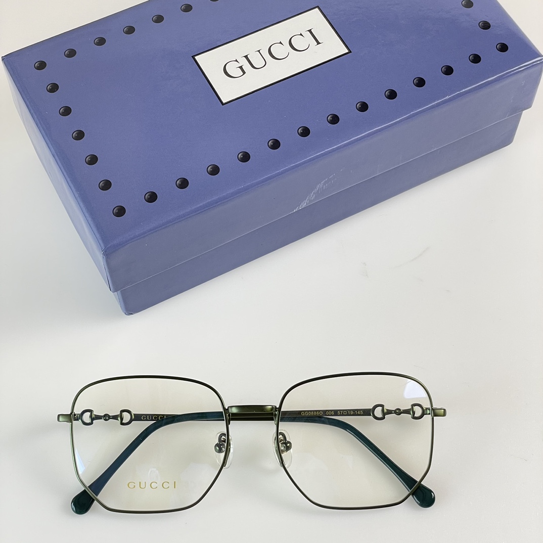 Gucci GG0886O