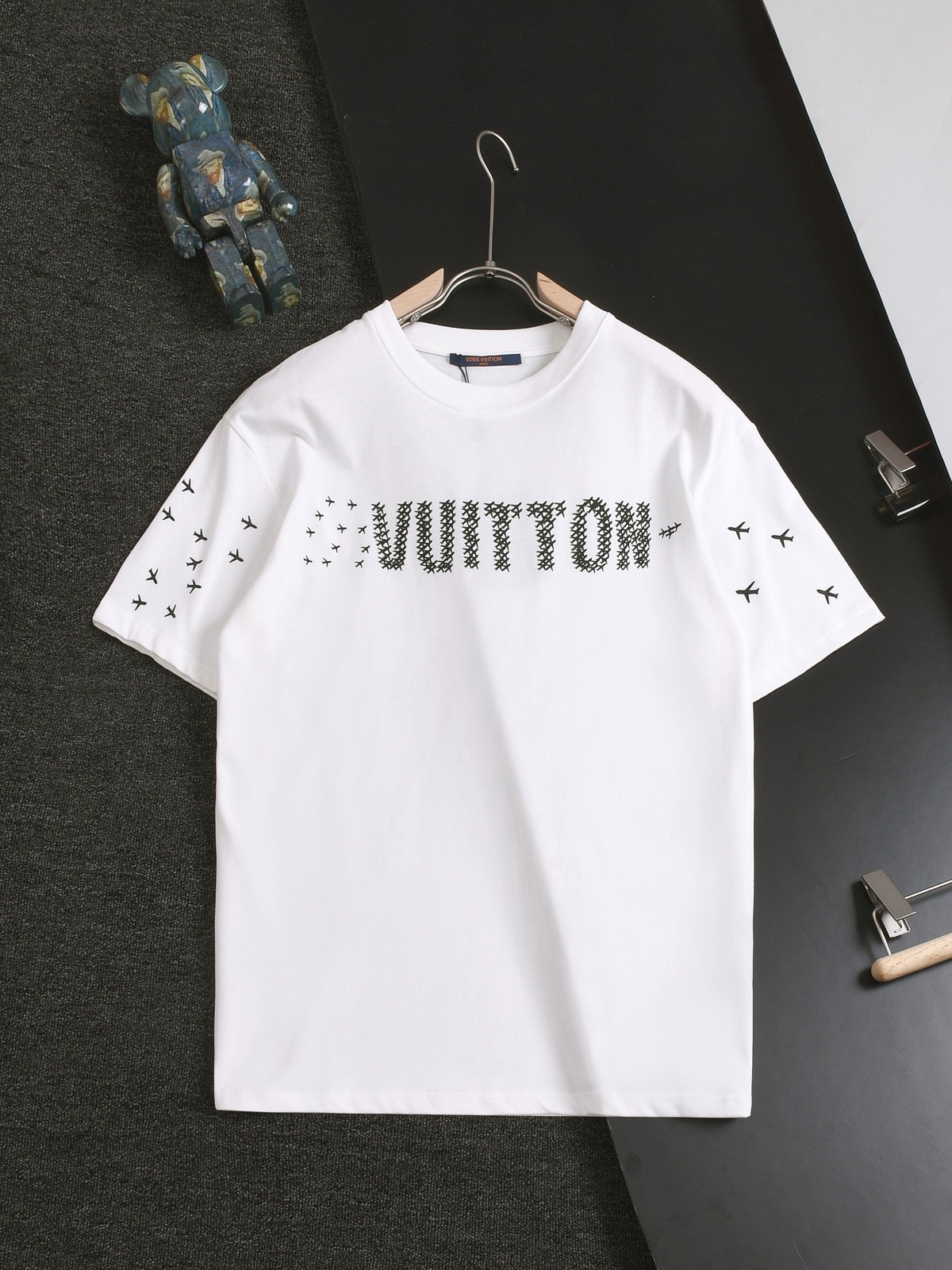 Louis Vuitton 24SS early spring new large-scale small aircraft printed t-shirt