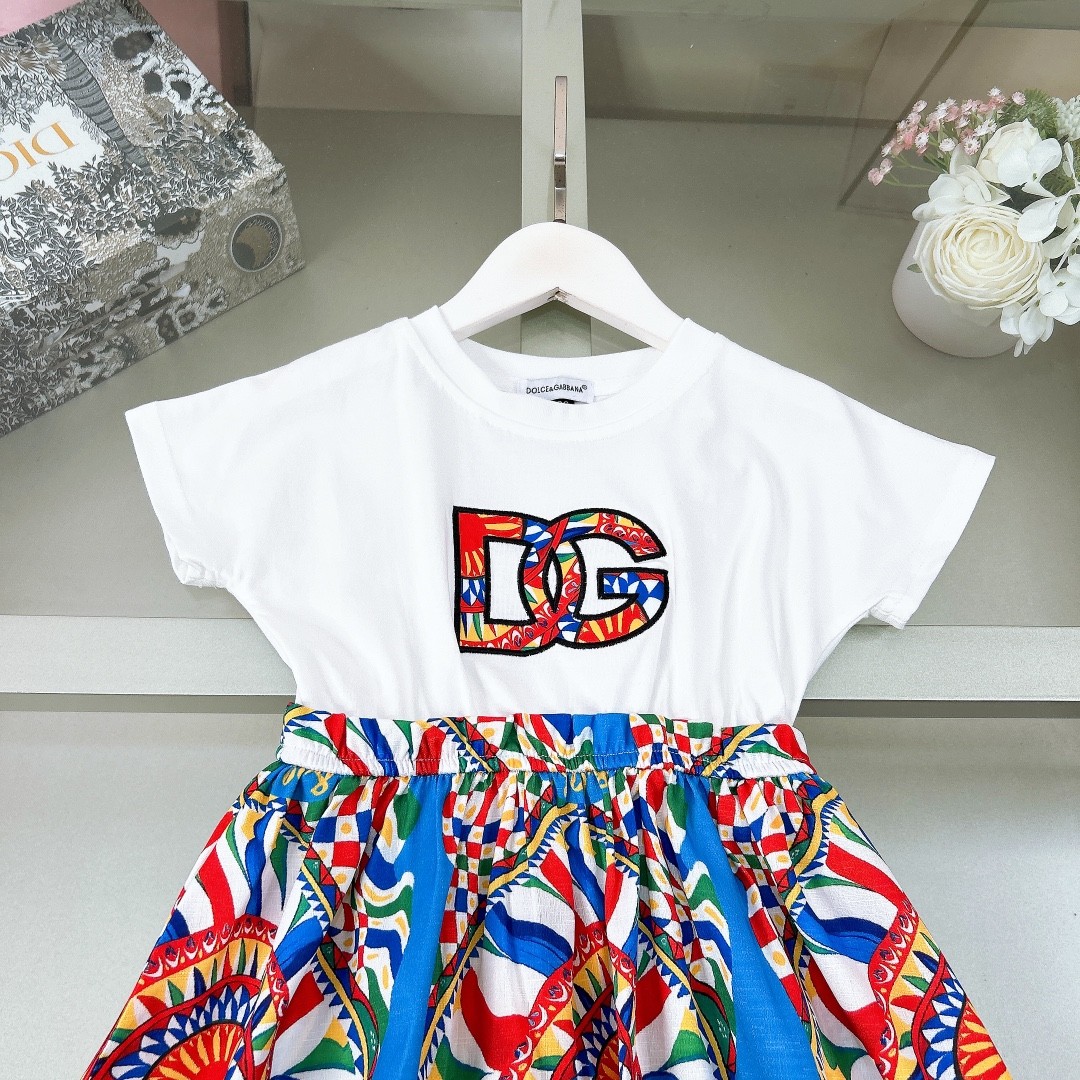D&G spring and summer girls skirt suit