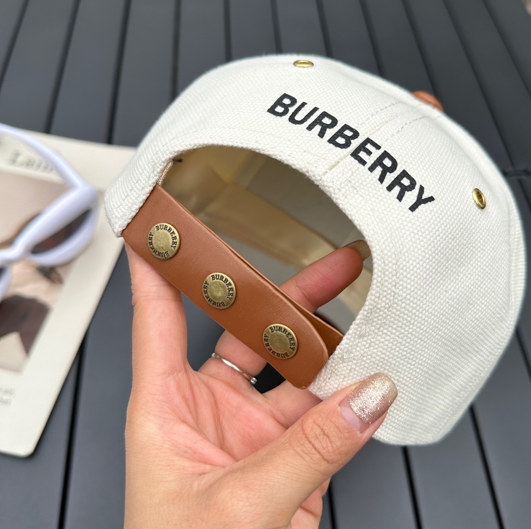 Burberry 2023 Baseball Cap