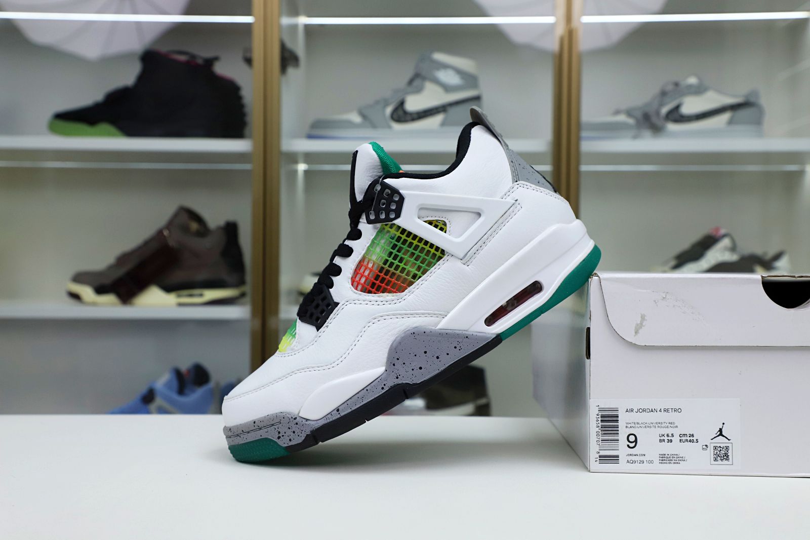 WMNS AIR JORDAN 4 RETRO RAST
