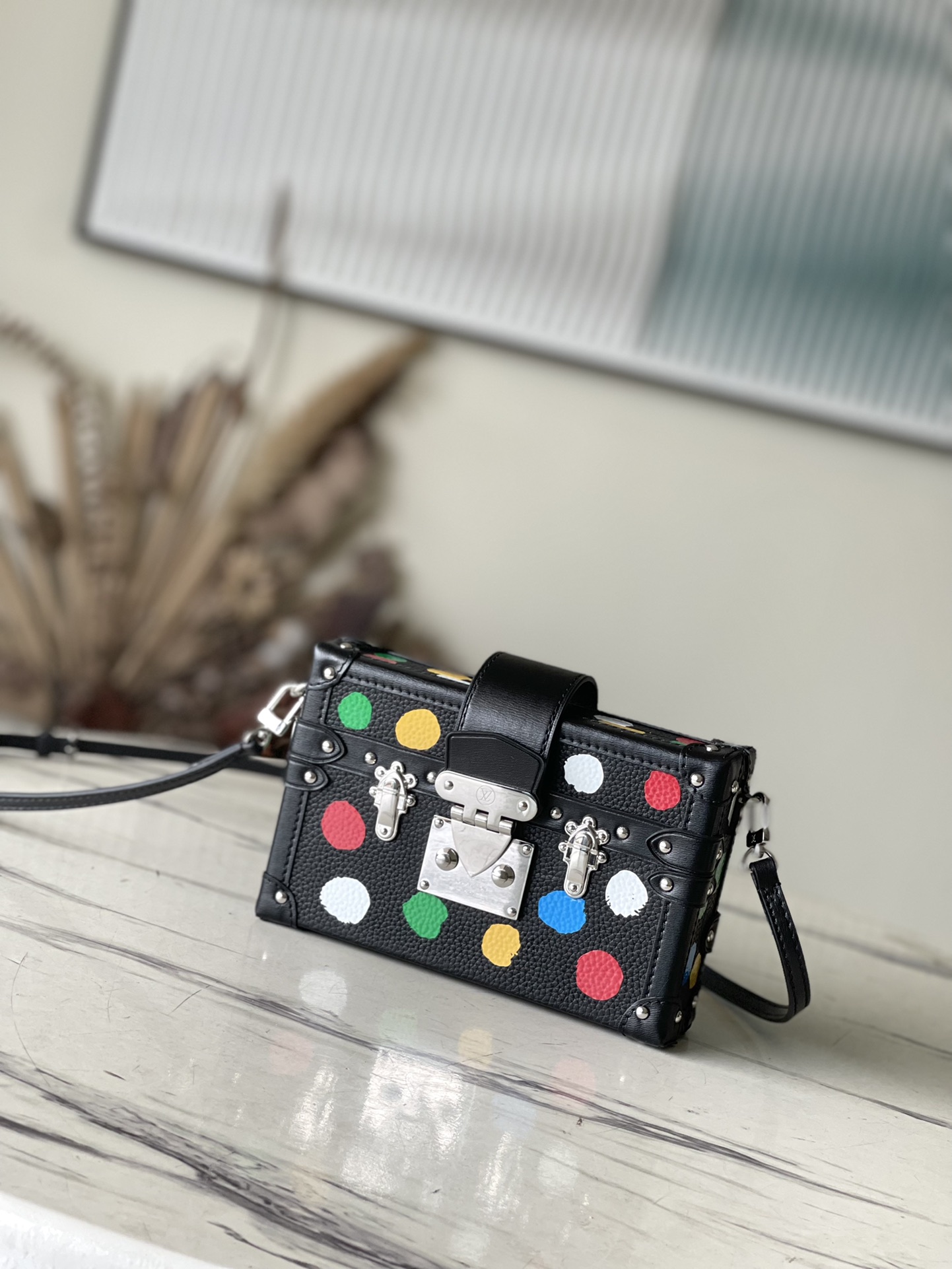 𝐋𝐎𝐔𝐈𝐒 𝐕𝐔𝐈𝐓𝐓𝐎𝐍 M21621 Yayoi Kusama series