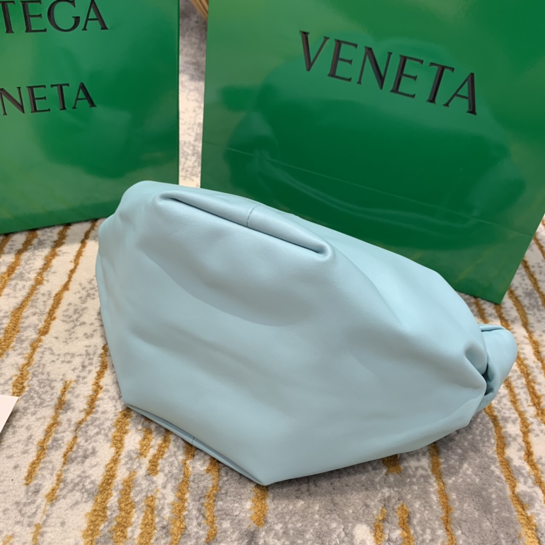 Bottega Veneta  𝗠𝗜𝗡𝗜 𝗕𝗔𝗚 #629635