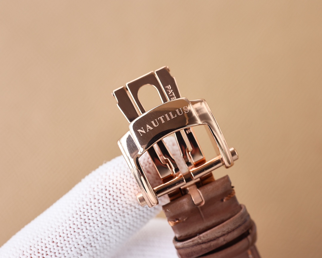 Patek Philippe Sporty Elegance Nautilus Ladies Watch