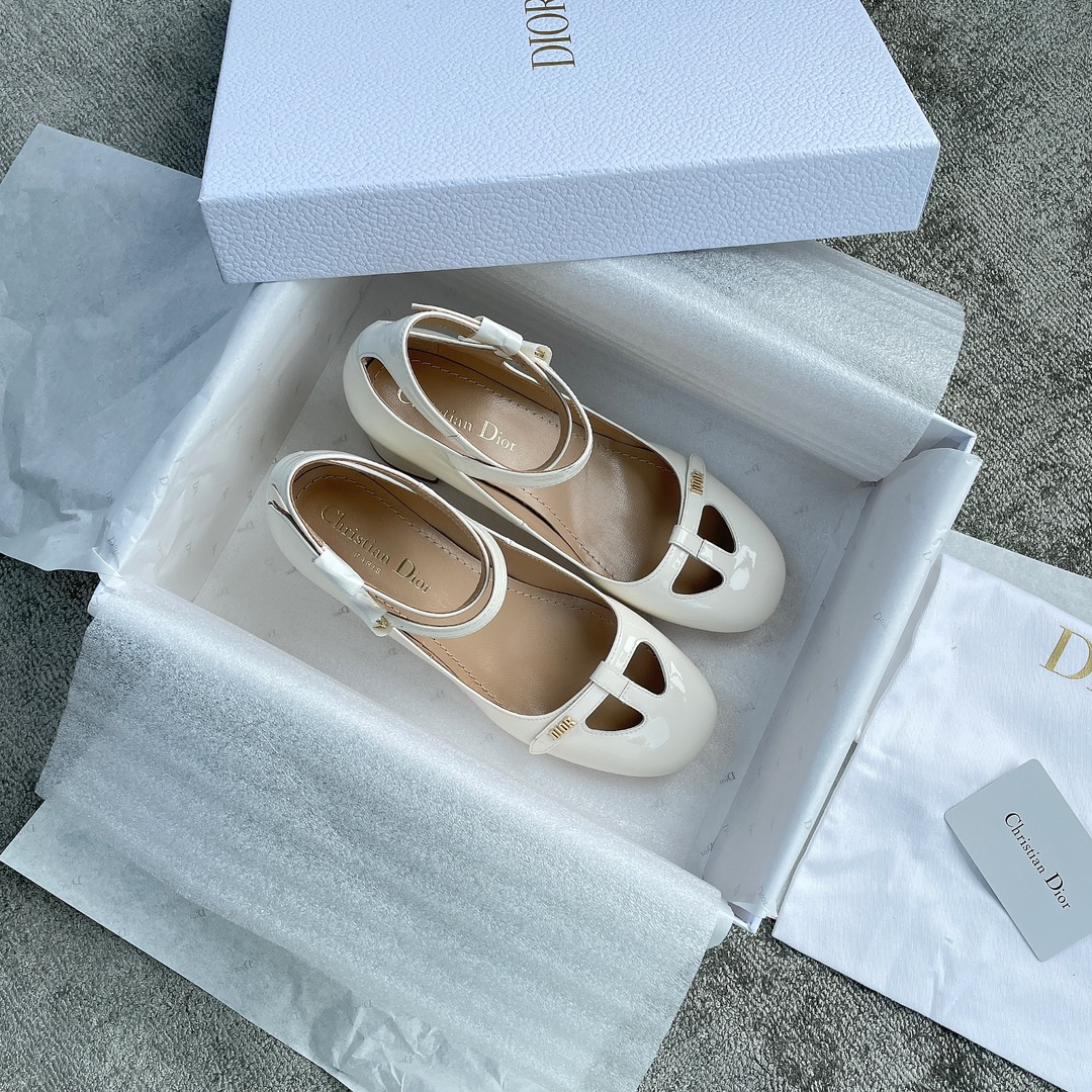 DIOR Sweet and elegant Mary Jane heels Cow patent leather Sheepskin Genuine leather outsole White