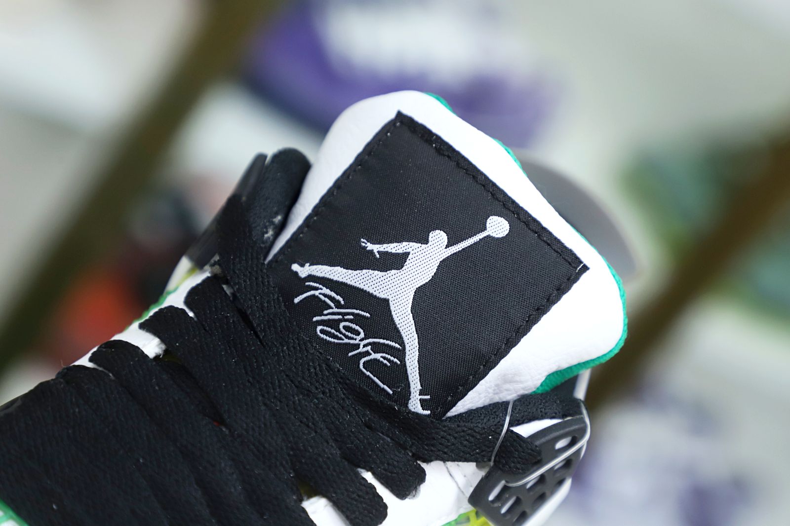 WMNS AIR JORDAN 4 RETRO RAST