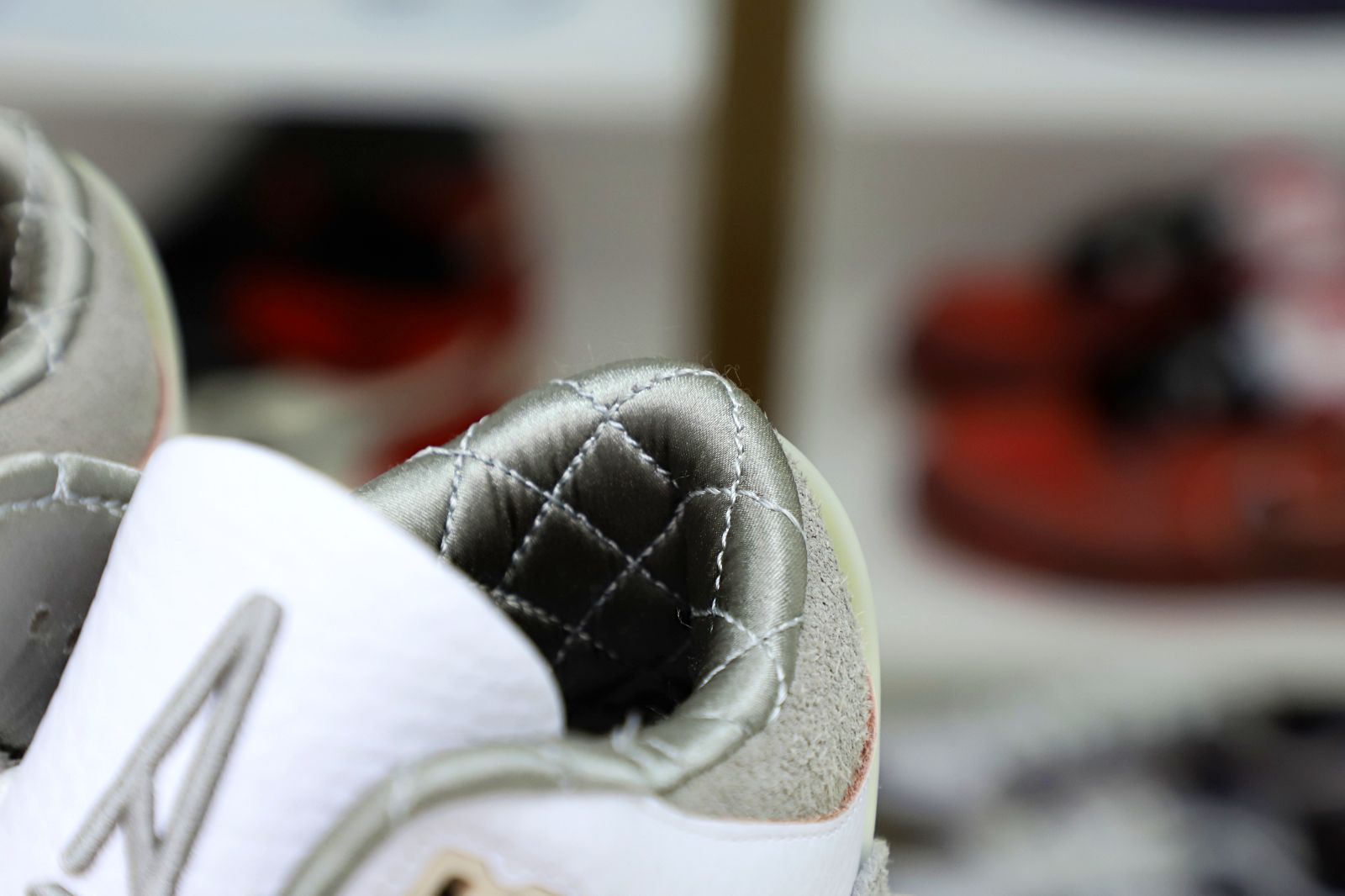 MANIRE X WMNS AIR JORDAN 3