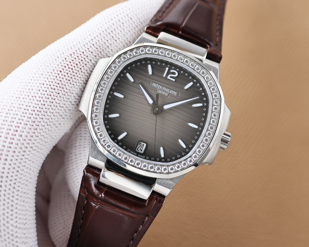 Patek Philippe Sporty Elegance Nautilus Ladies Watch