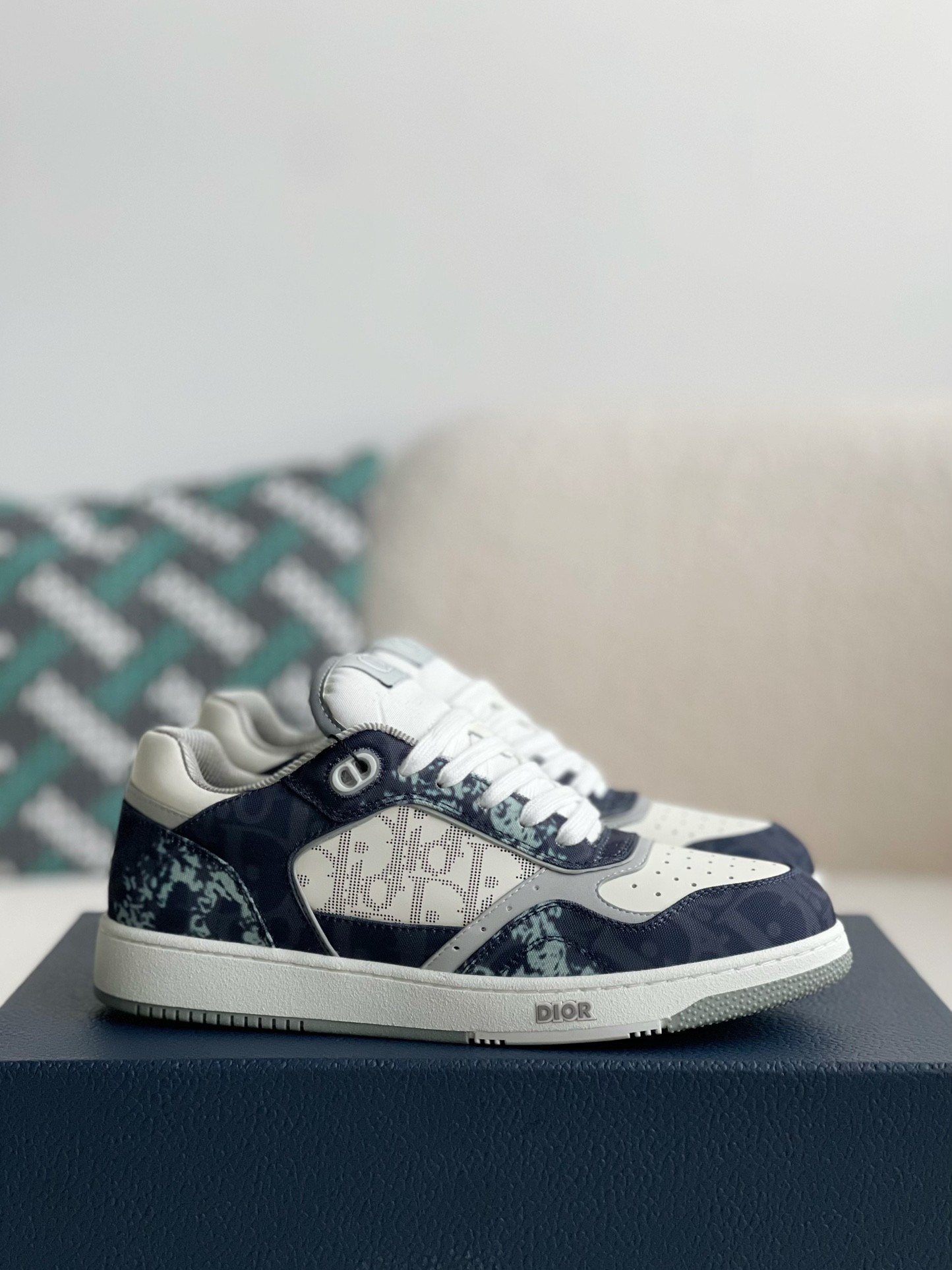DIOR New B27 Sneaker