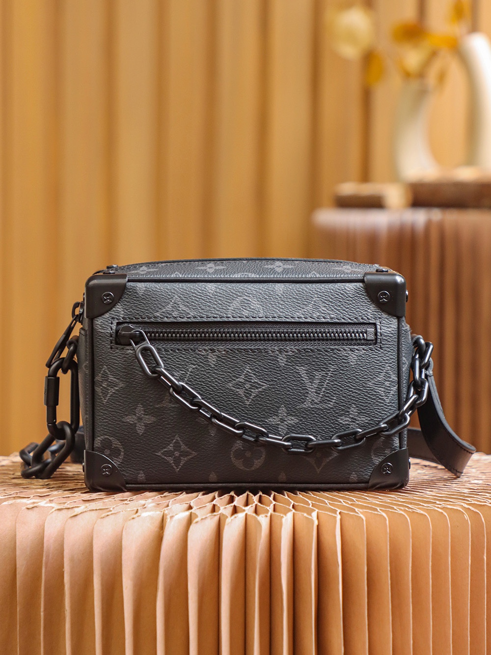 Louis Vuitton 𝐌𝐢𝐧𝐢 𝐒𝐨𝐟𝐭 𝐓𝐫𝐮𝐧𝐤 M44735 upgrade version—resin buckle hardware