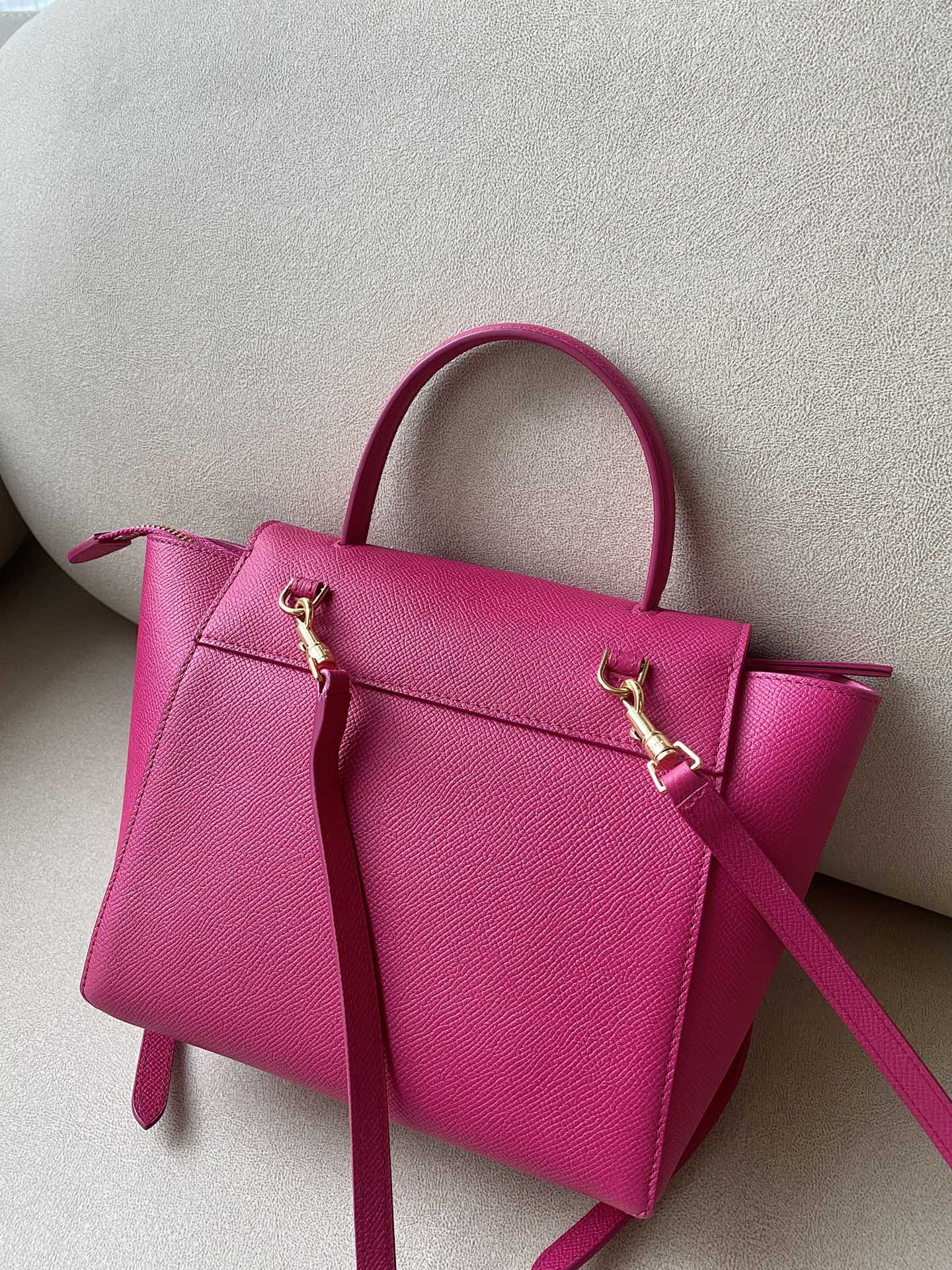 𝐂𝐞𝐥𝐢𝐧𝐞 Belt Bag Catfish Bag Small Grained Calfskin