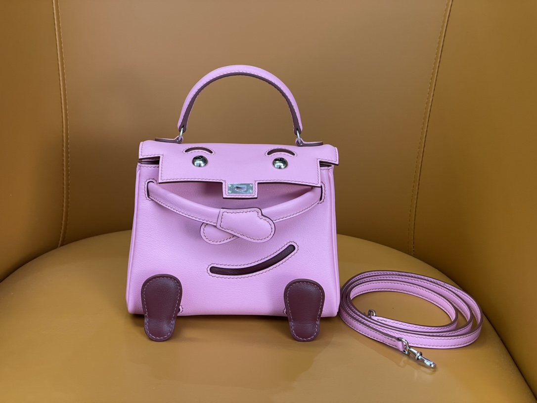 Kelly doll cherry blossom pink swift silver buckle