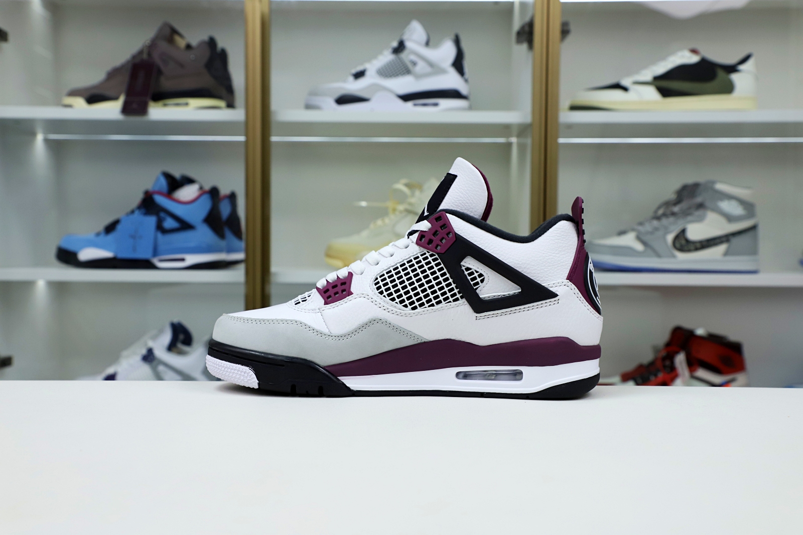 AIR JORDAN PARIS SAINT-GERMAIN X AIR JORDAN 4 RETRO BORDEAUX