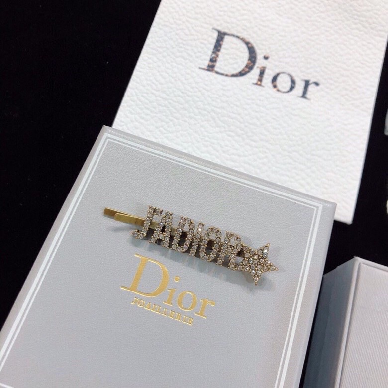 Dior CD brooch