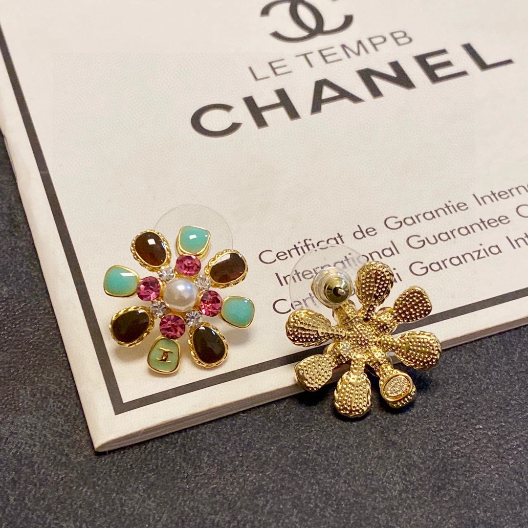CHANEL🇫🇷Xiaoxiang 23ss new color drop oil petal earrings earrings