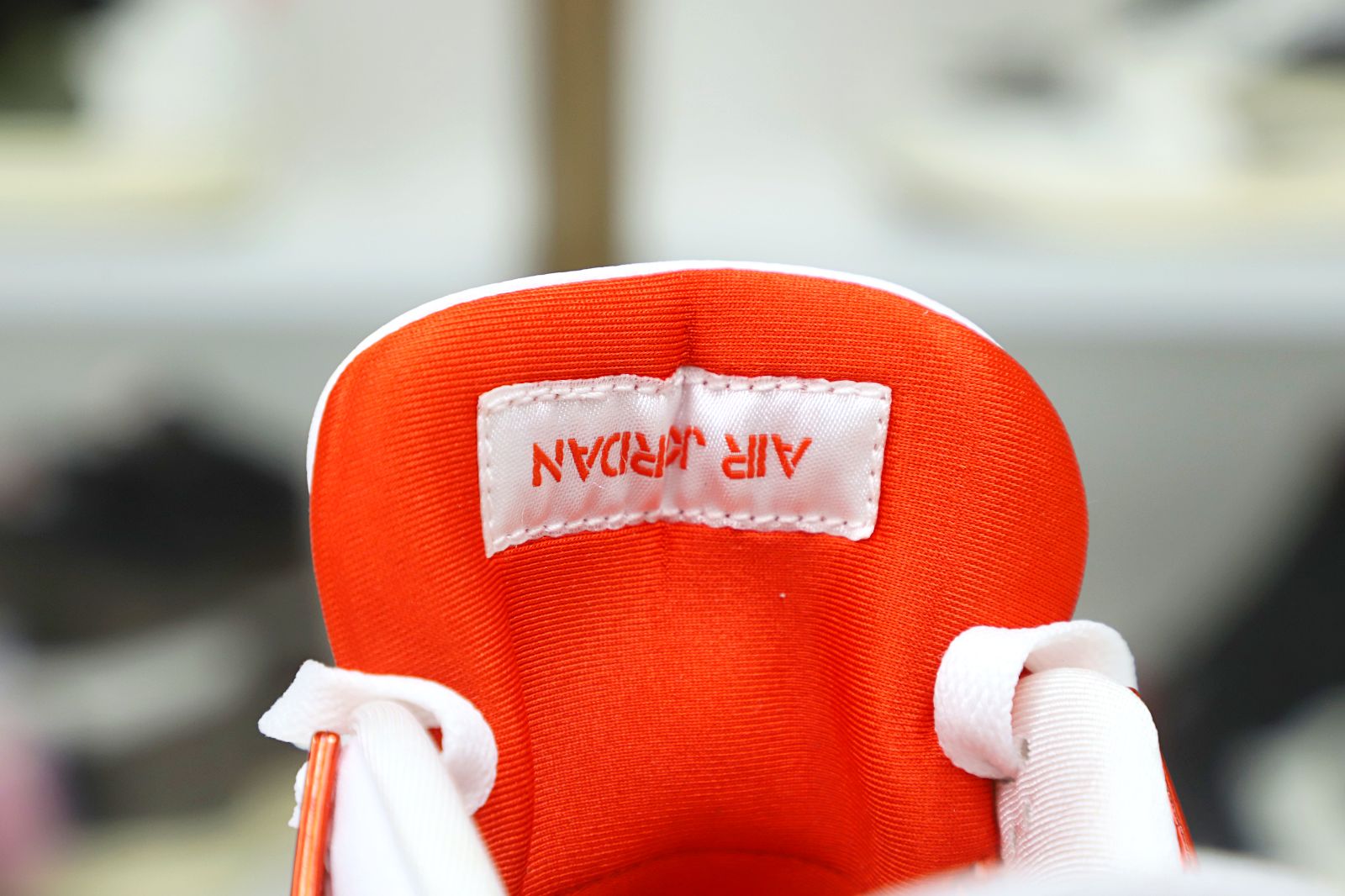 Jordan Air Jordan 4 retro orange metallic