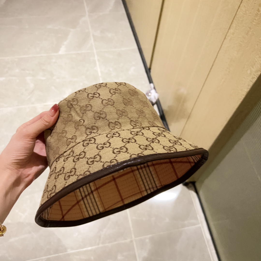 GUCCI bucket hat