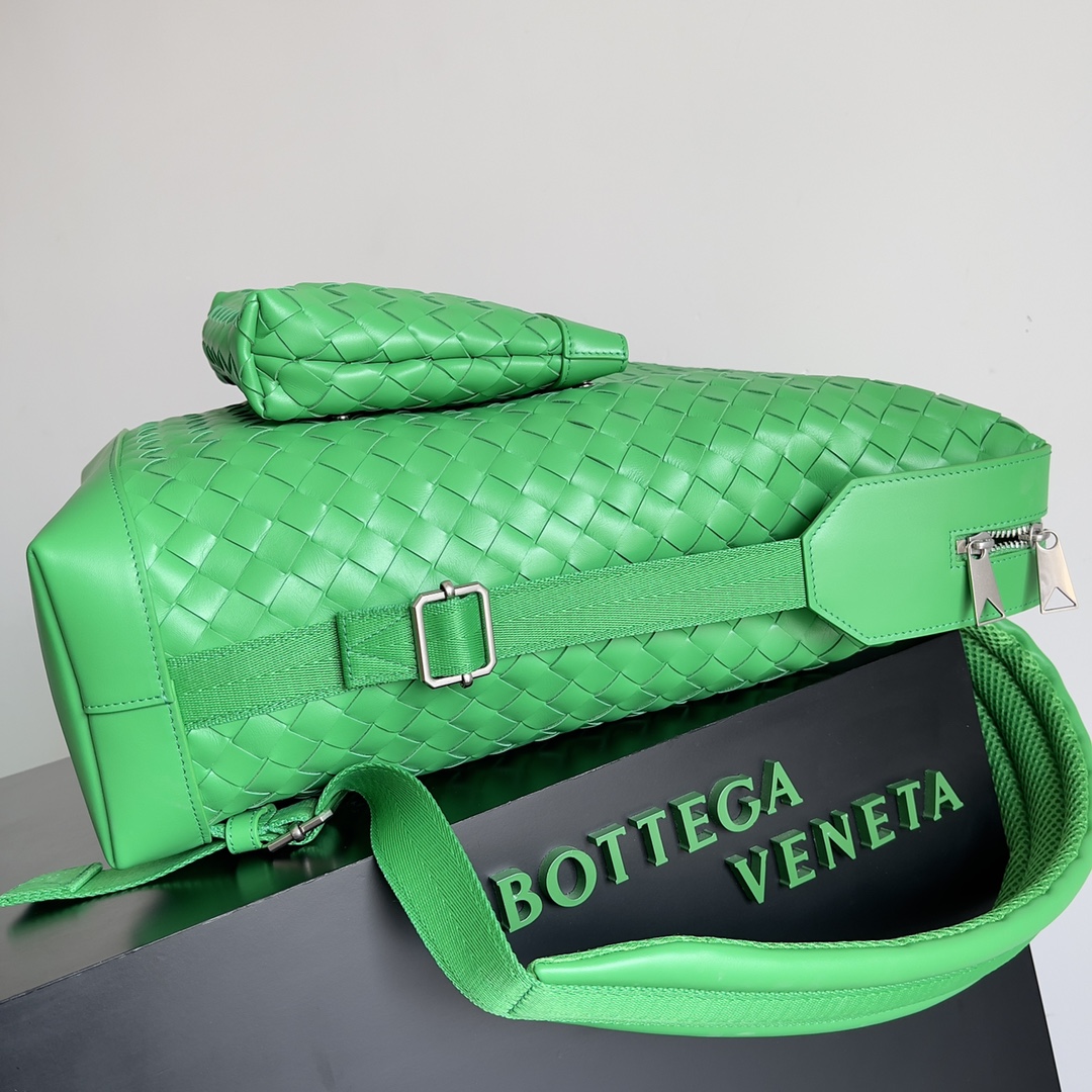 Bottega Veneta BV Woven Shoulder Bag Parrot Green #653118