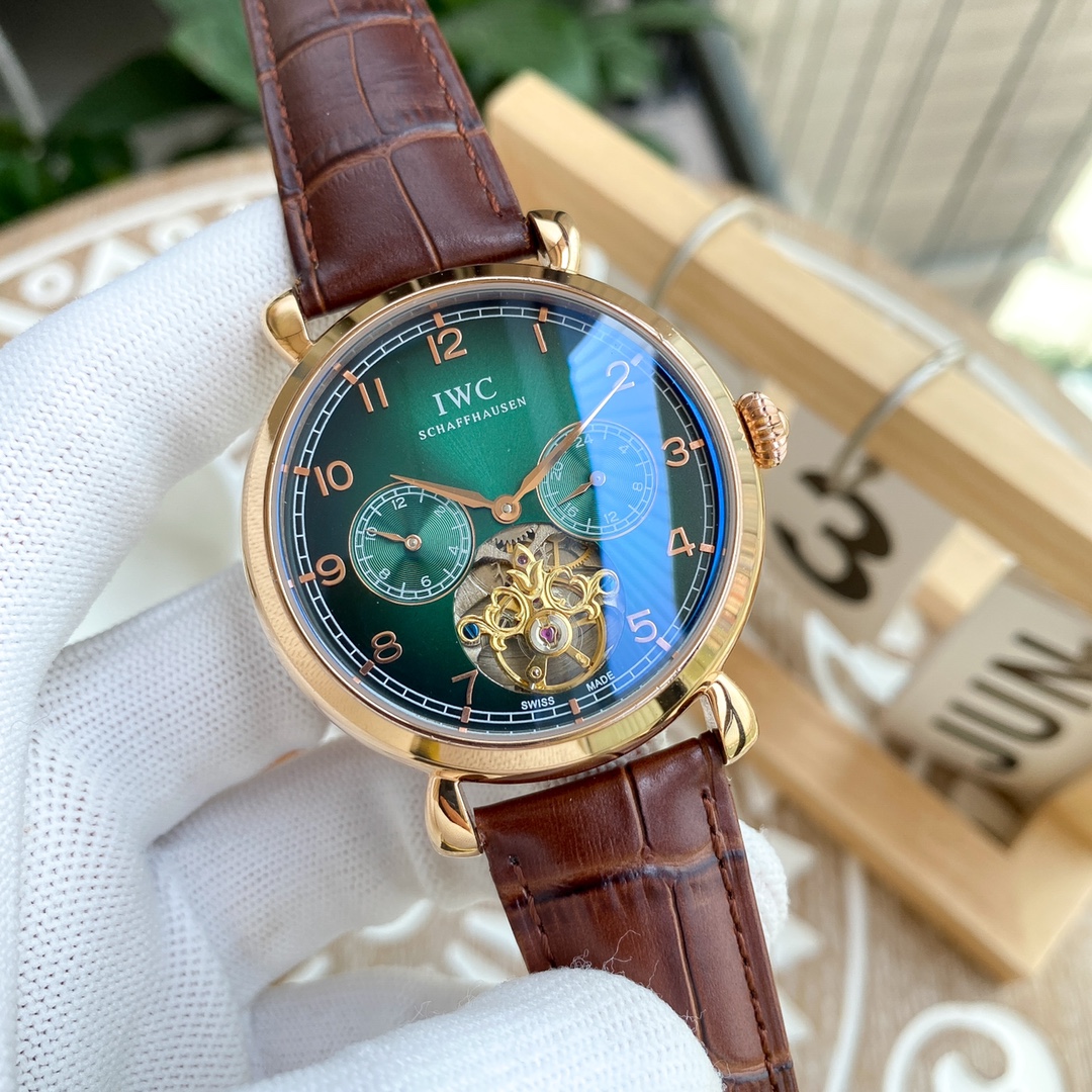 IWC- Fine men's watches Fully automatic mechanical movement, top 316 steel case and strap