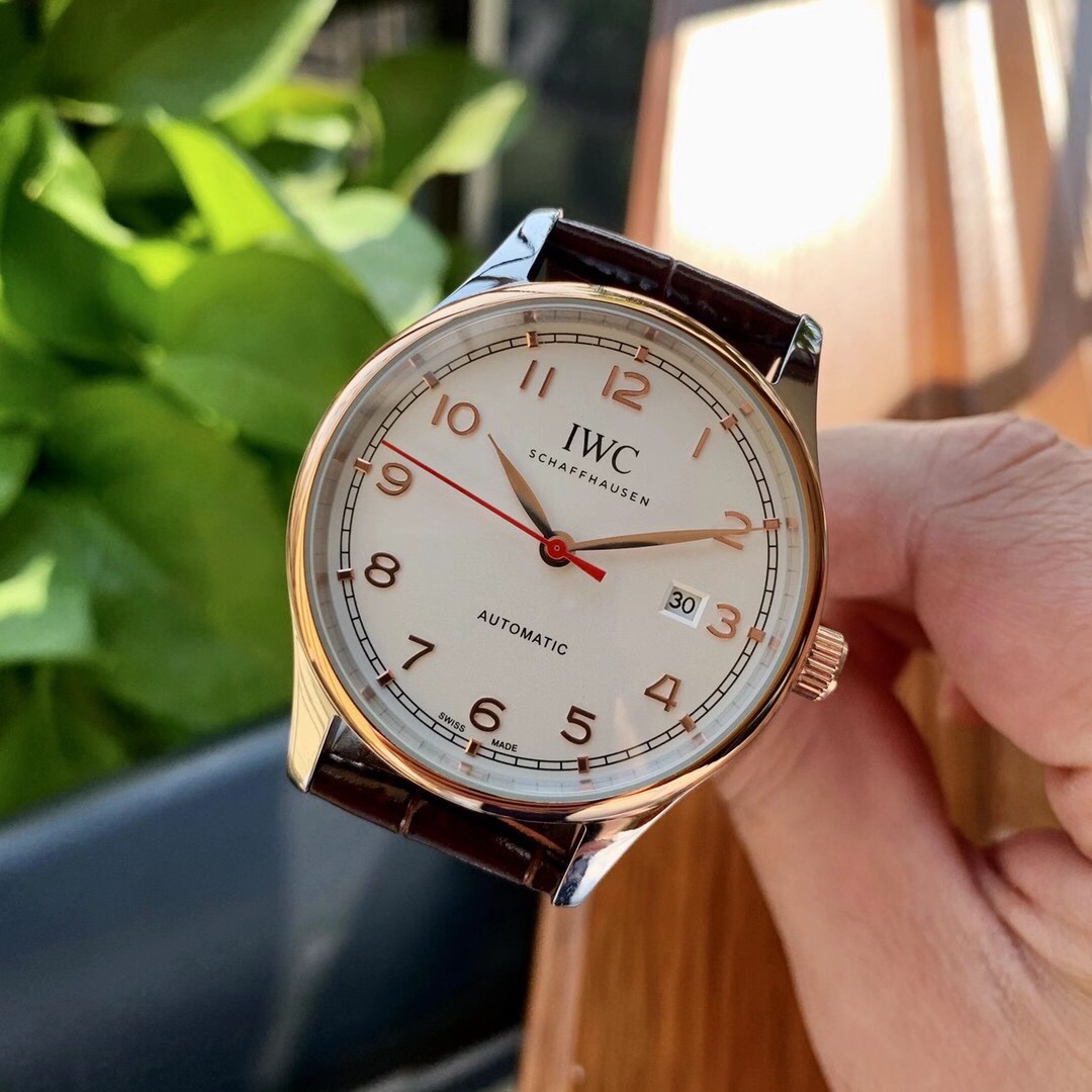 IWC- Pilot's Watches Entry-level luxury watches with automatic mechanical movements