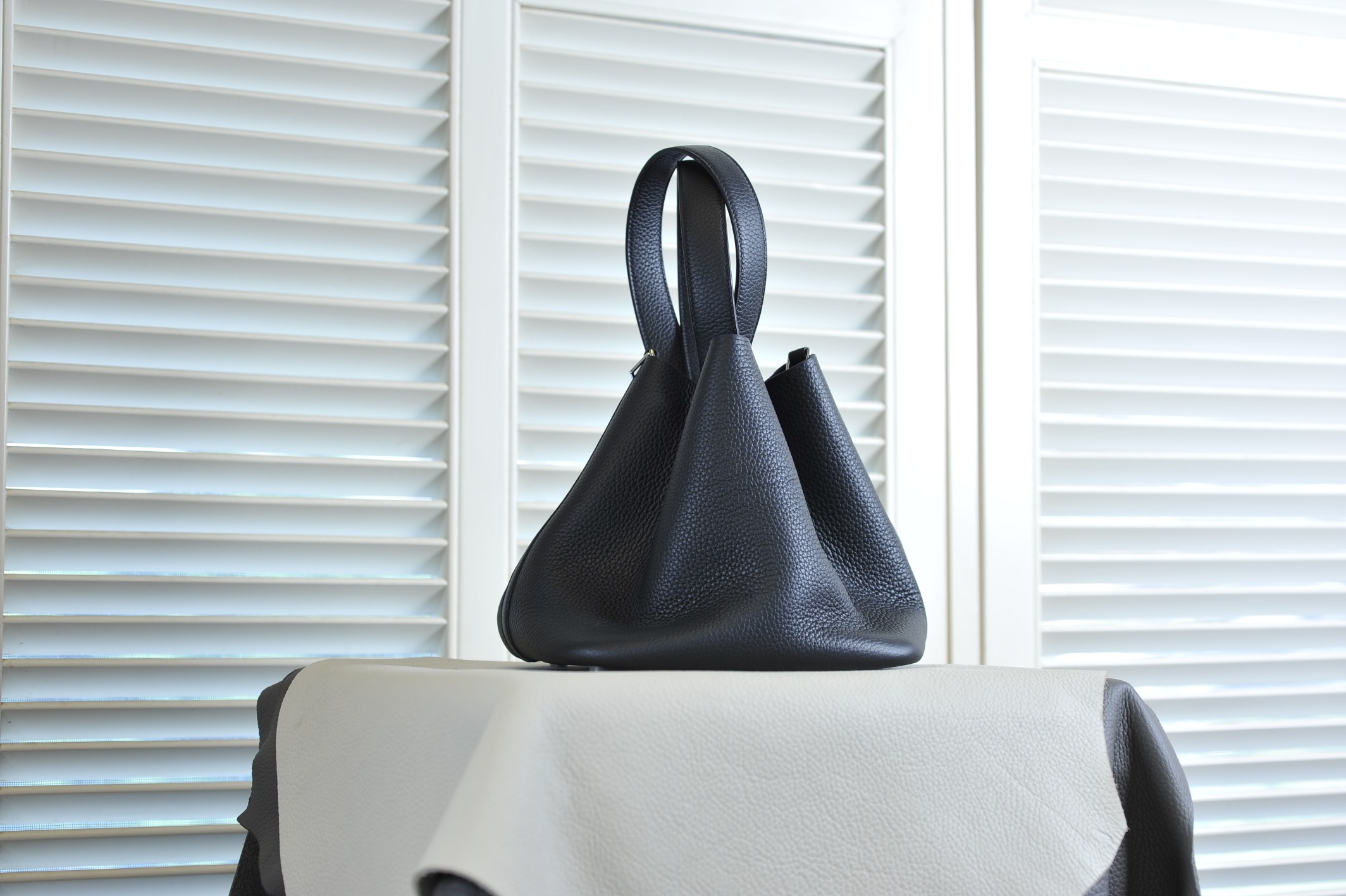 picotin22 black silver buckle TC leather