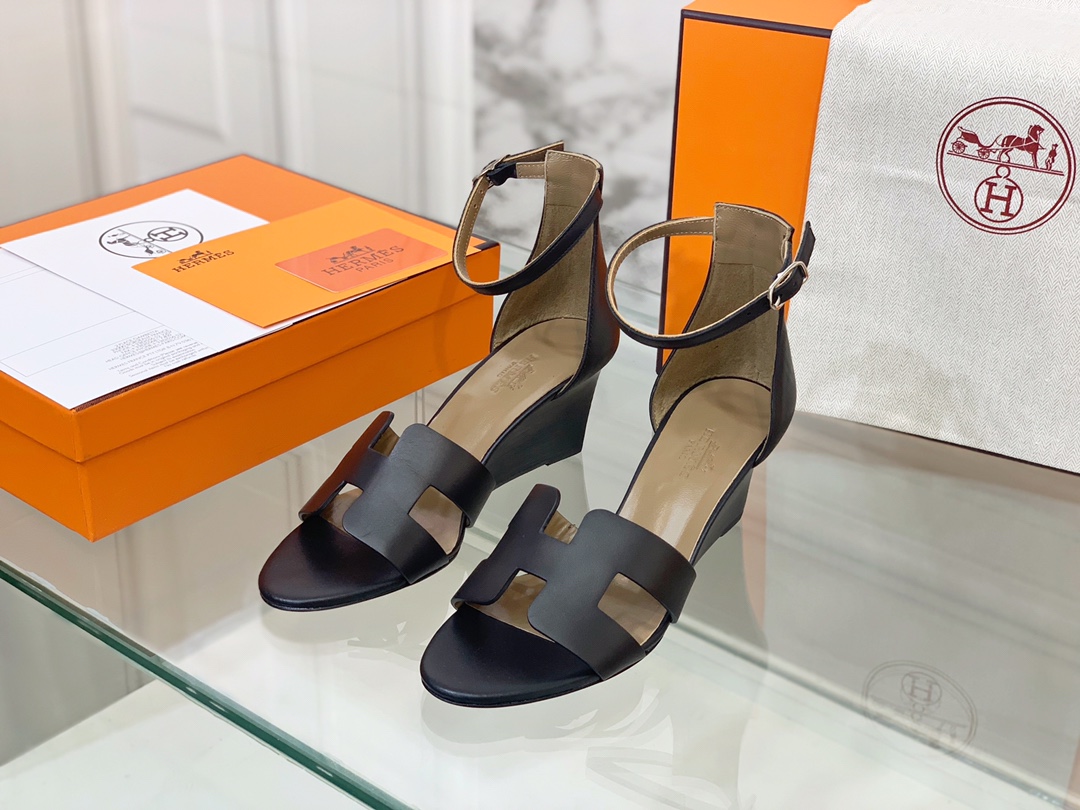 Hermes Santorini sandals