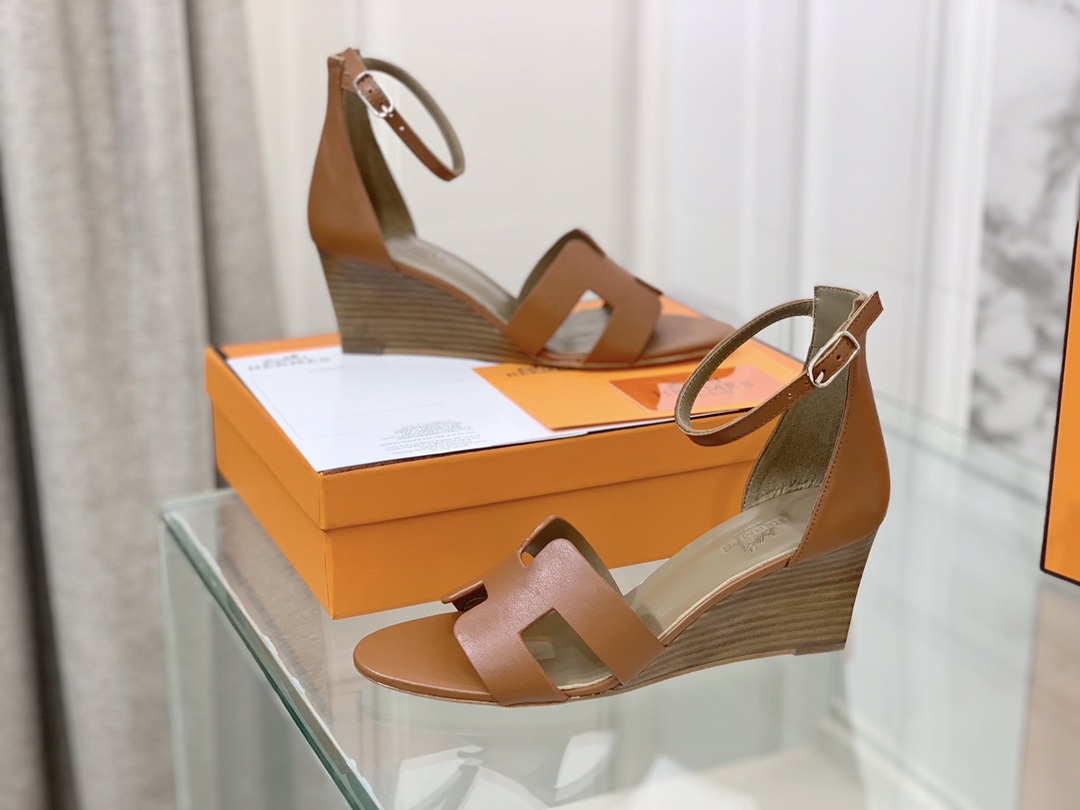 Hermes Santorini sandals