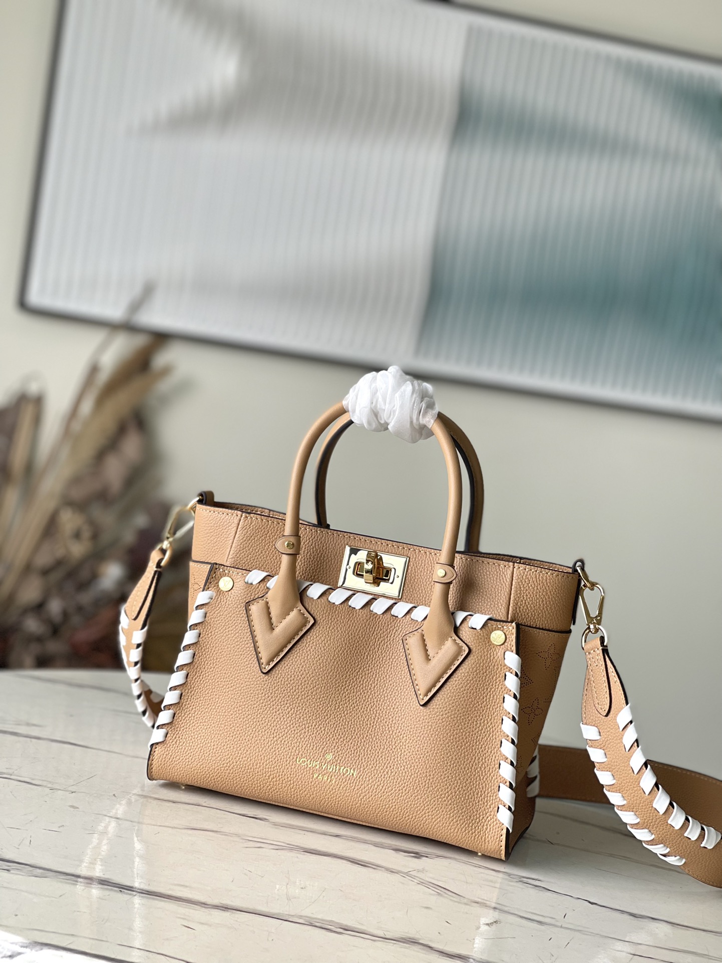 𝐋𝐎𝐔𝐈𝐒 𝐕𝐔𝐈𝐓𝐓𝐎𝐍     M21585