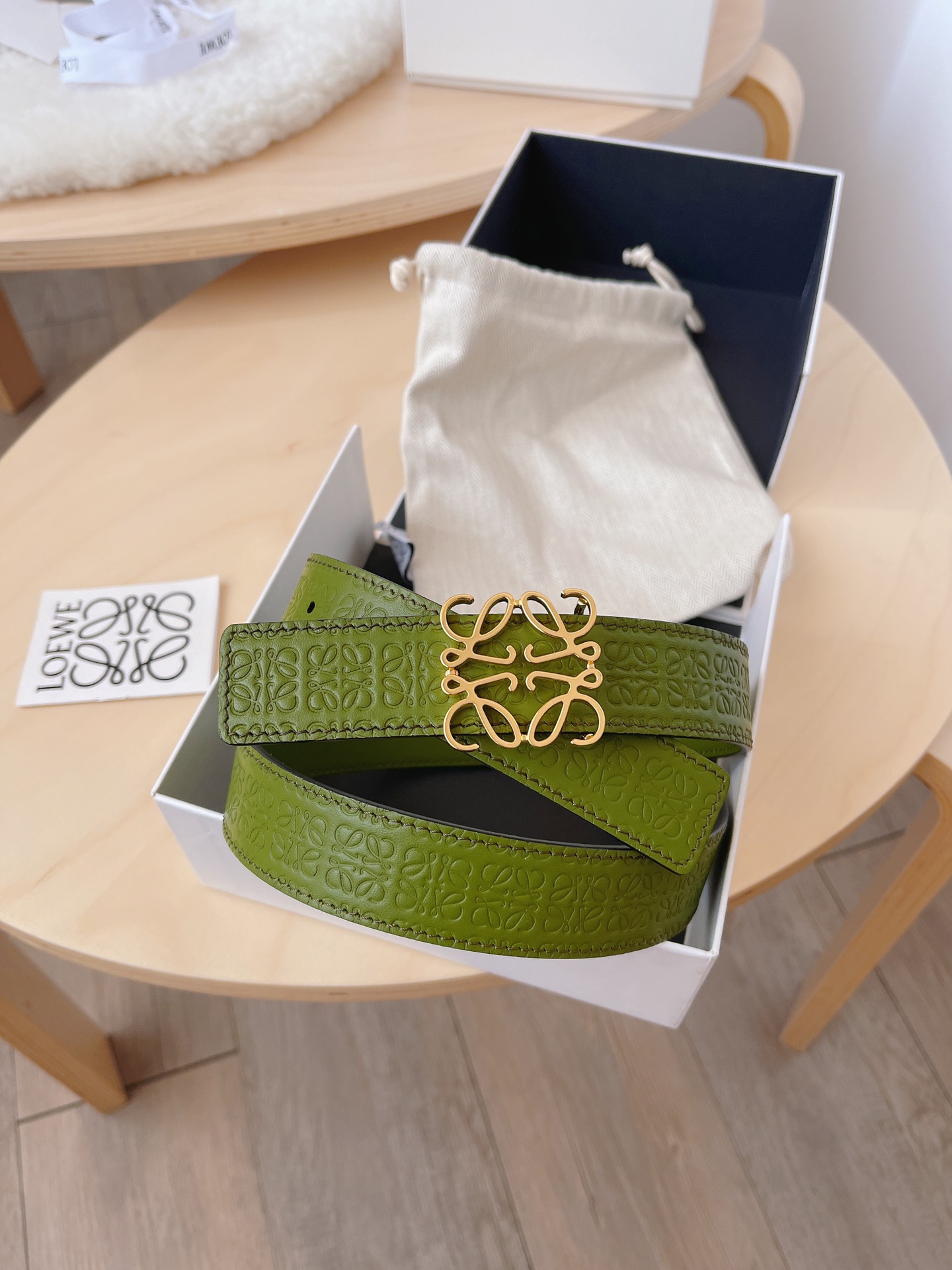 LOEVE reversible belt