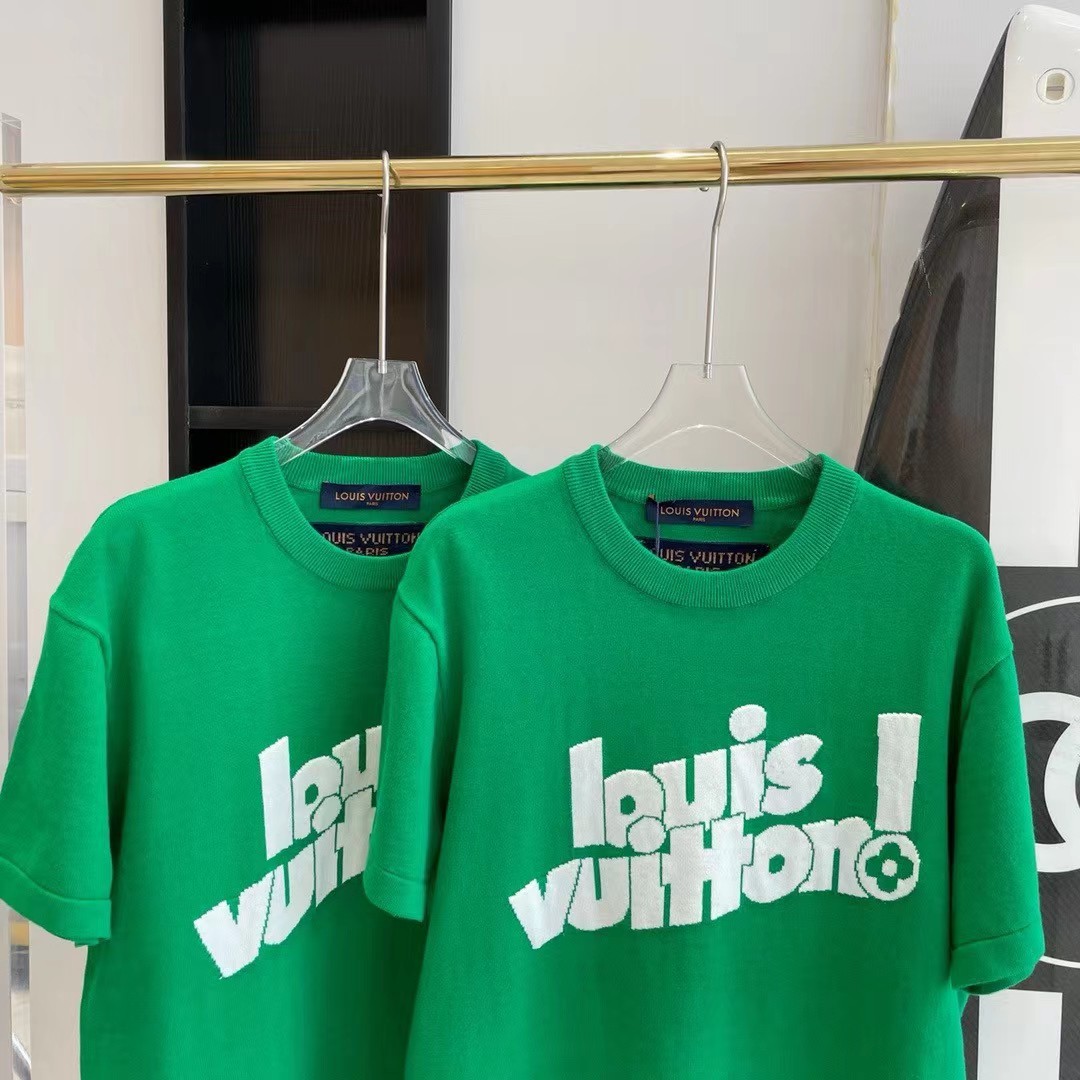 Louis Vuitton 2024 classic embroidered pockets with trendy t-shirts