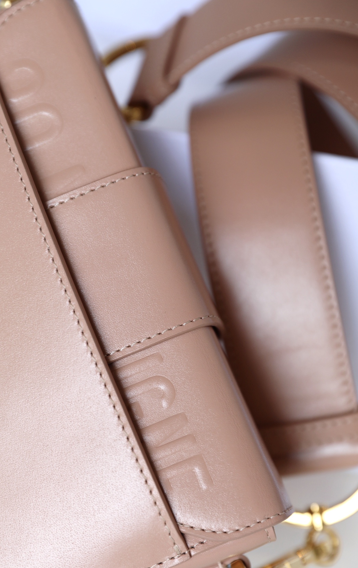 Montaigne Nude Pink Box Bag