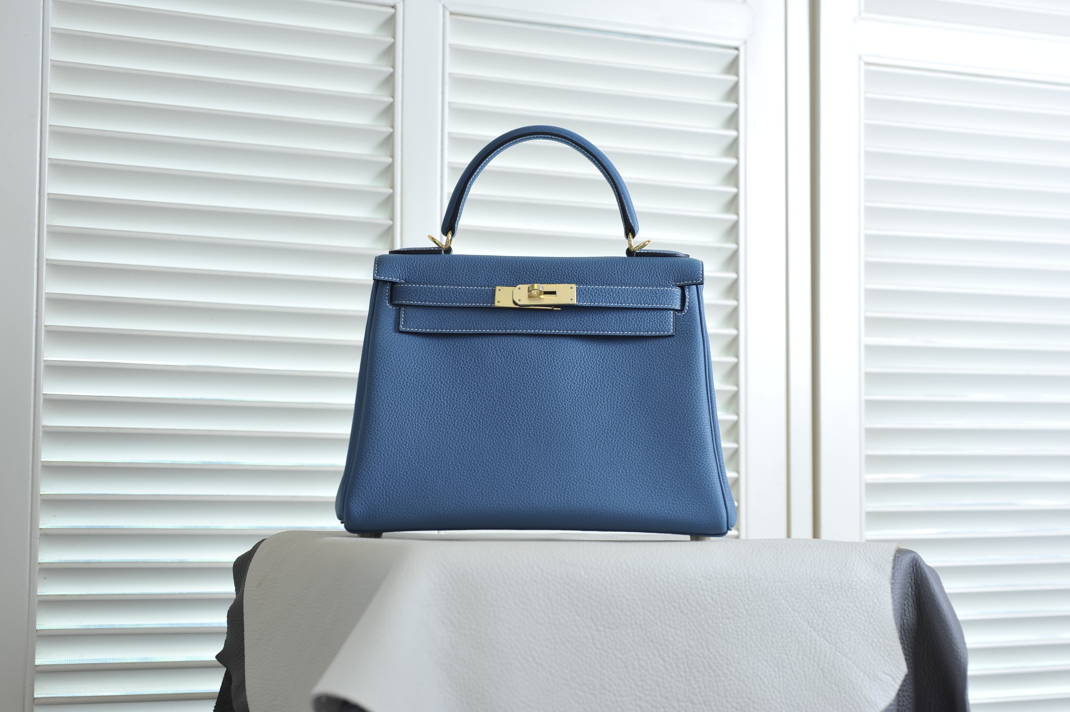 Kelly 28 denim blue togo leather gold buckle