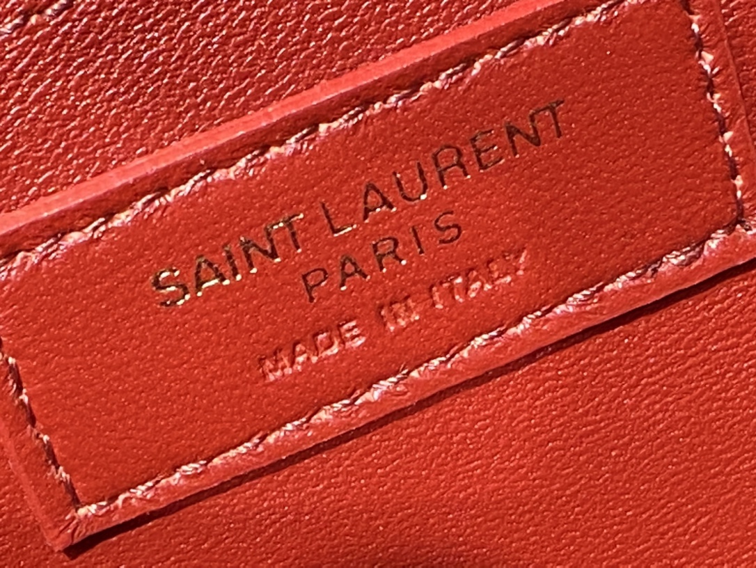 SAINT LAURENT 𝑴𝒂𝒏𝒉𝒂𝒕𝒕𝒂𝒏 〈Original leather version〉#579271