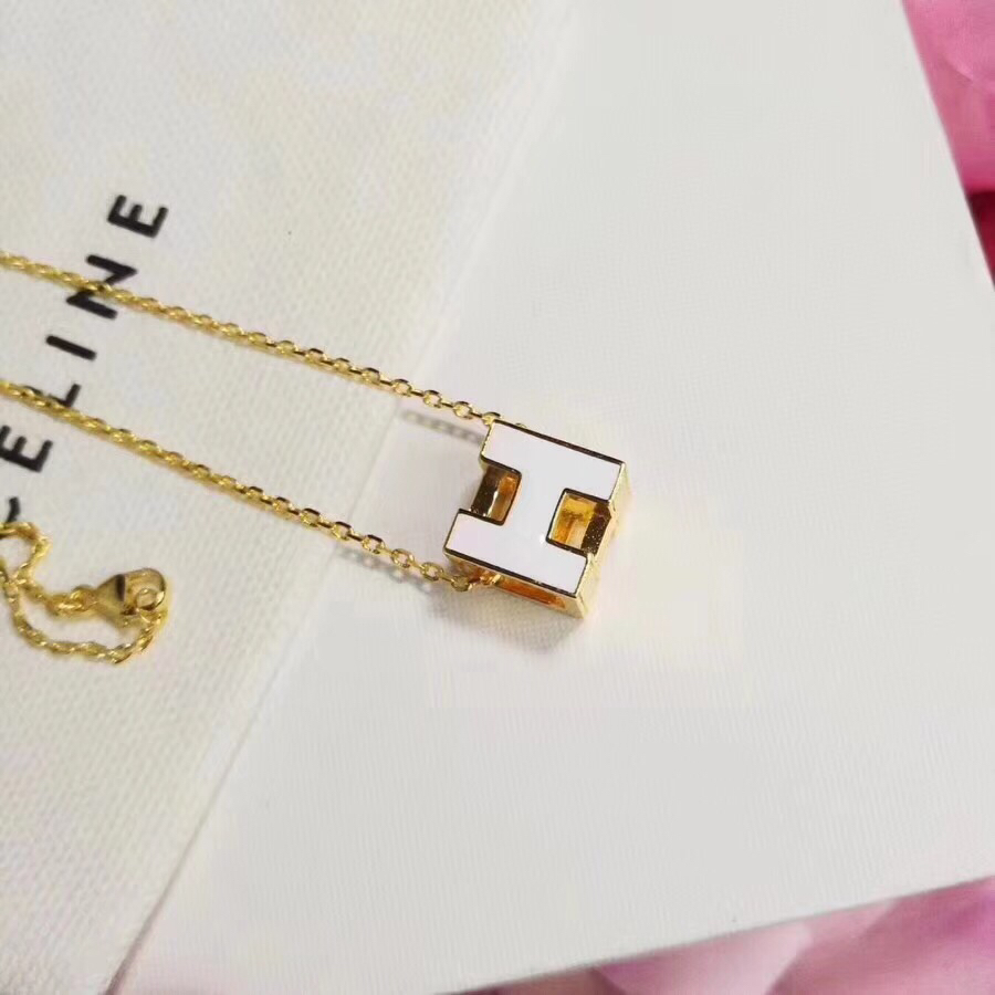 Hermes necklace