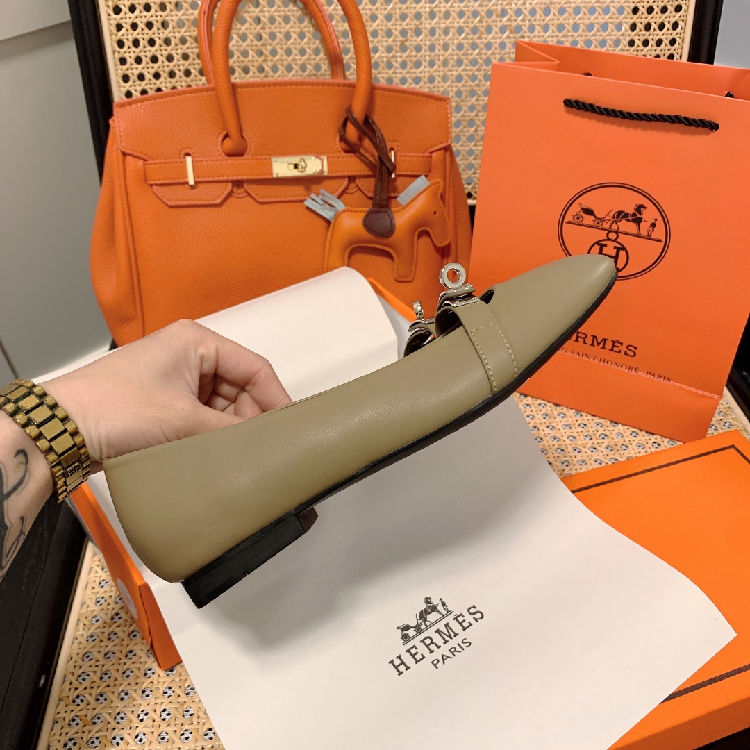 Hermes H shoes