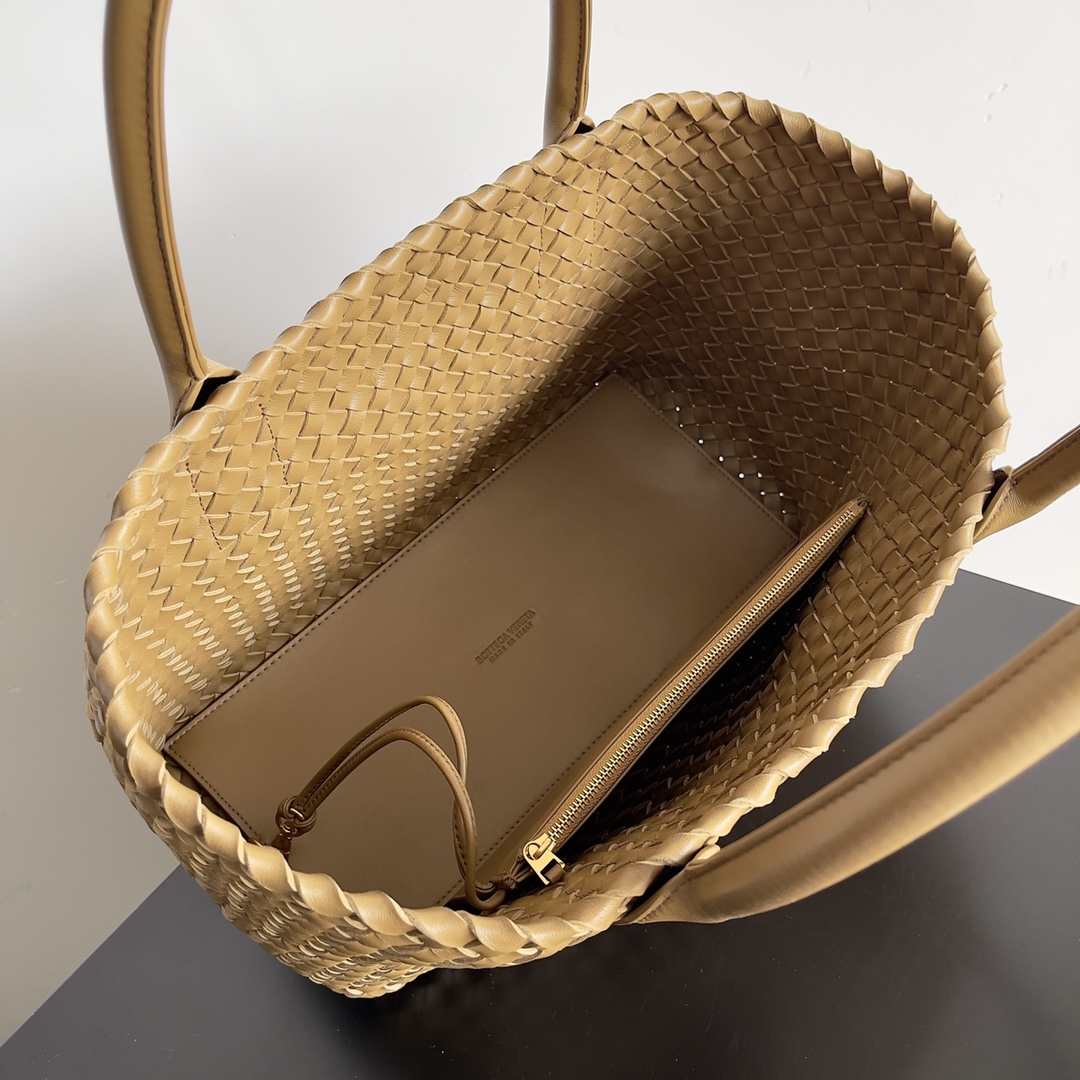 Bottega Veneta bv vegetable basket medium mustard green #608810