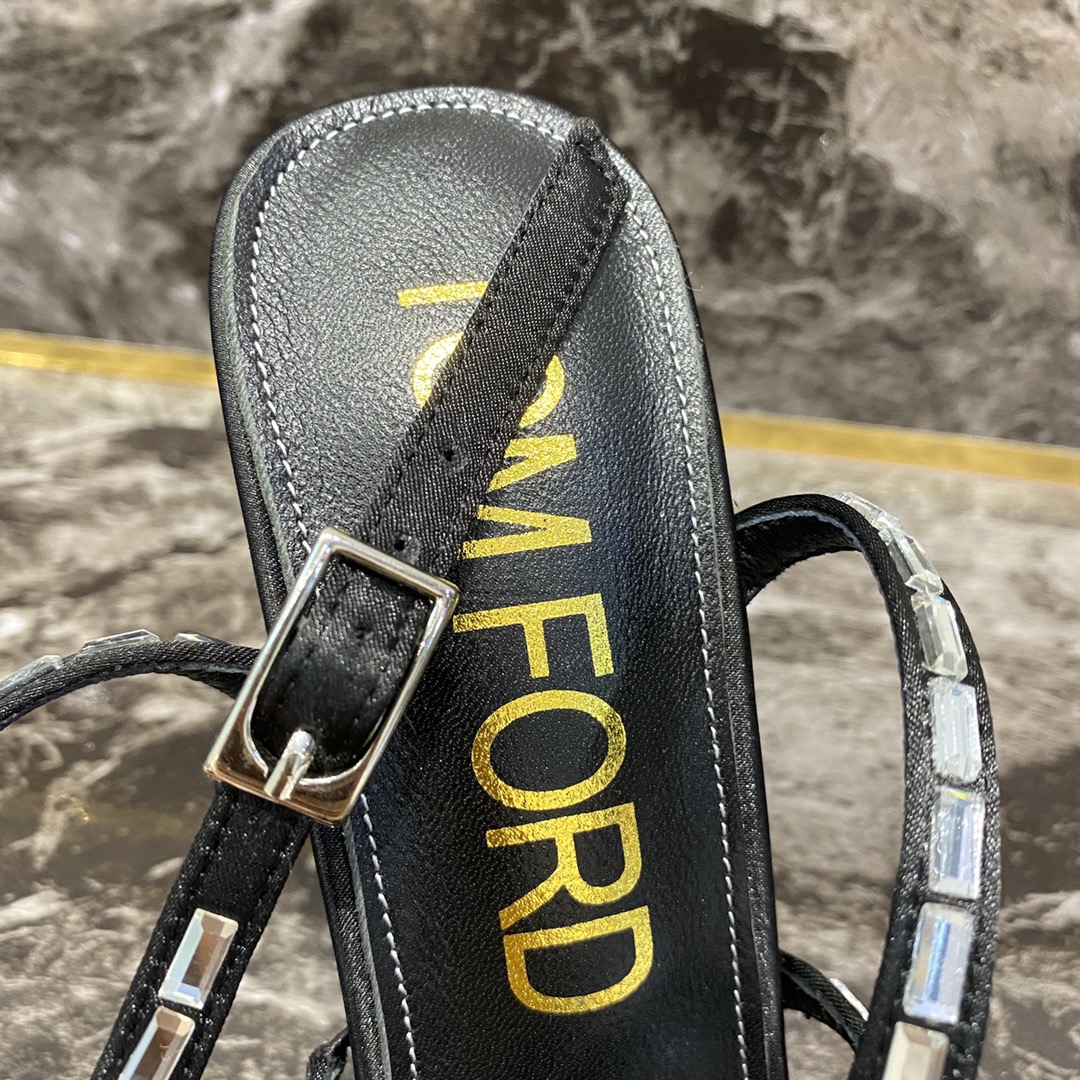 TOM FORD Spring/Summer 2020 counter main new products, pointed toe a word straps back hollow high heel sandals