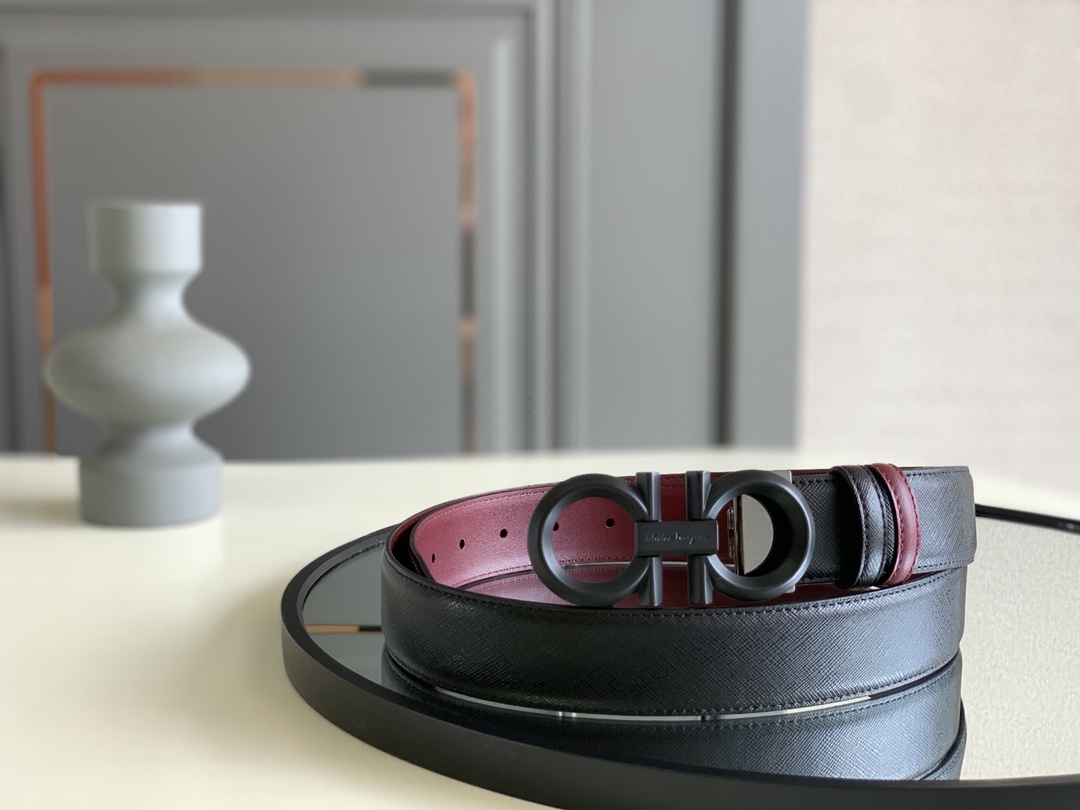 FERRAGAMO with original Gancio hardware