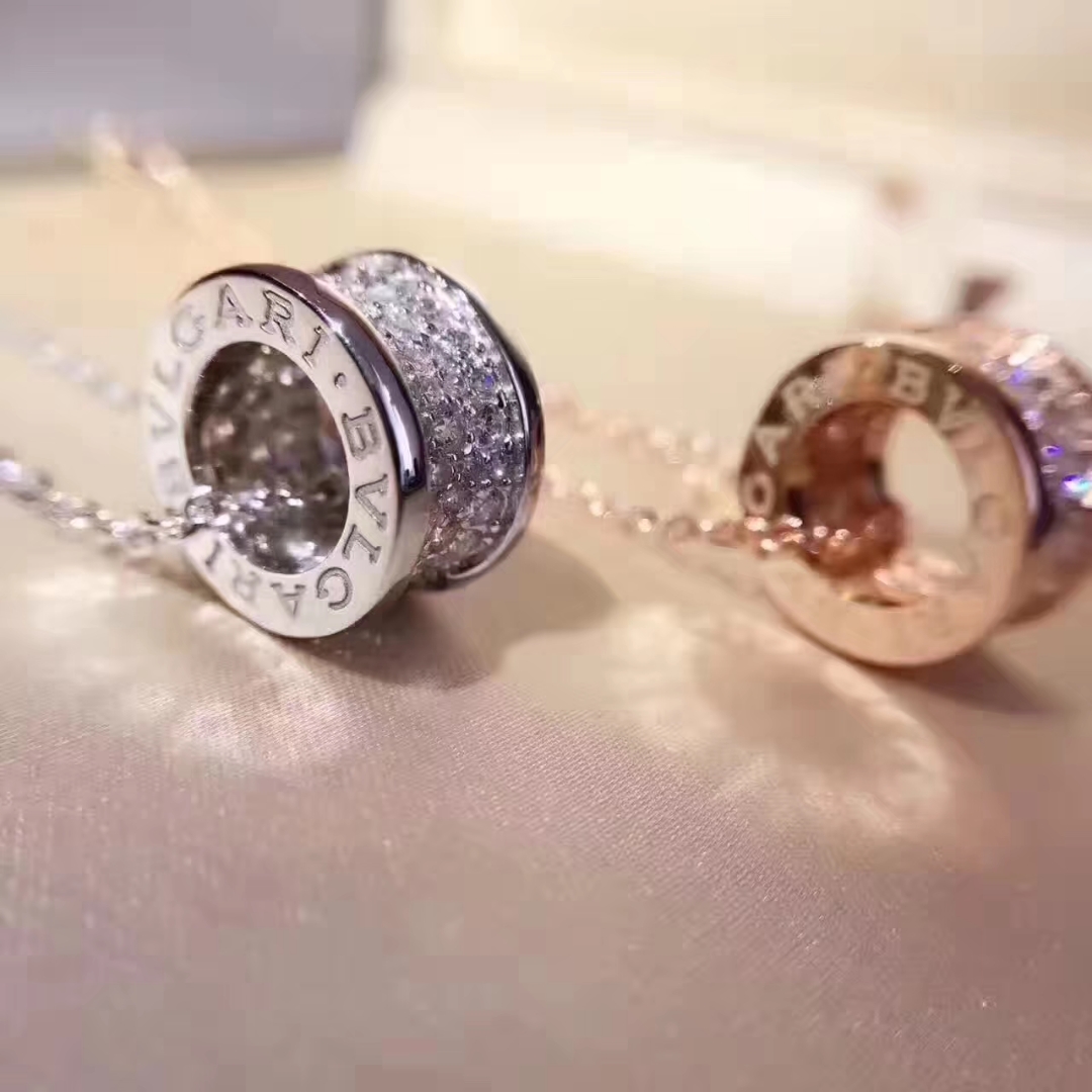 BVLGARI  necklace