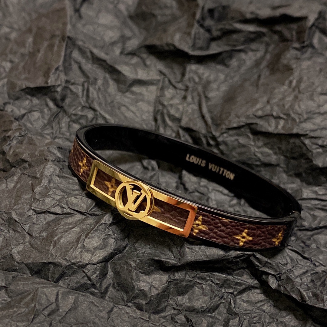 Louis Vuitton bracelet in 14kt fine colour