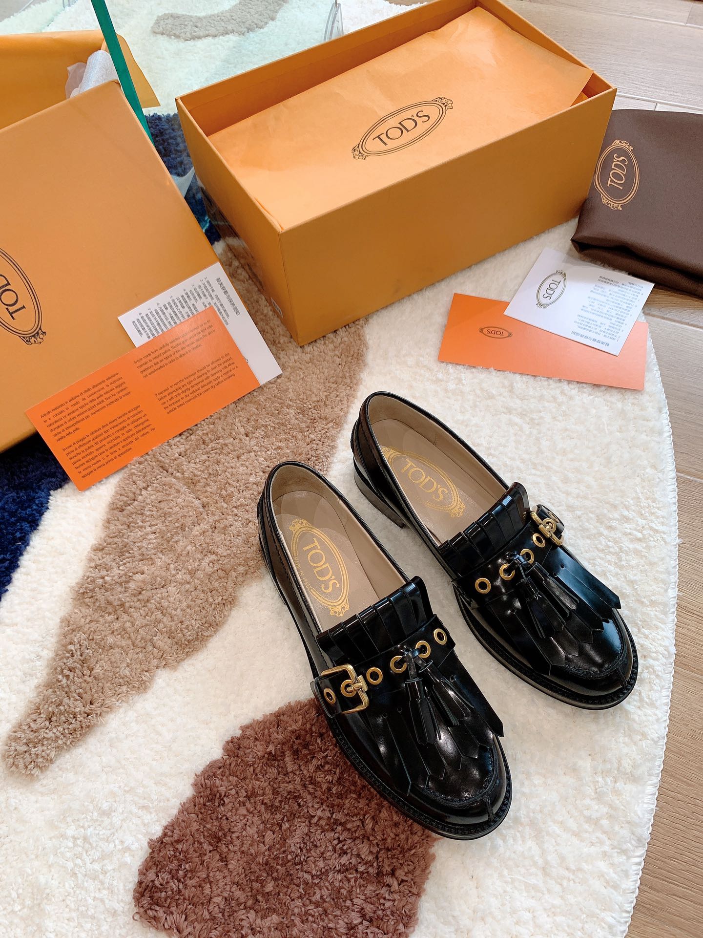 TOD'S 𝙏𝙊𝘿𝙎 2020FW new tasseled Le Fu shoes ✔️ buckle design retro literary ✔️