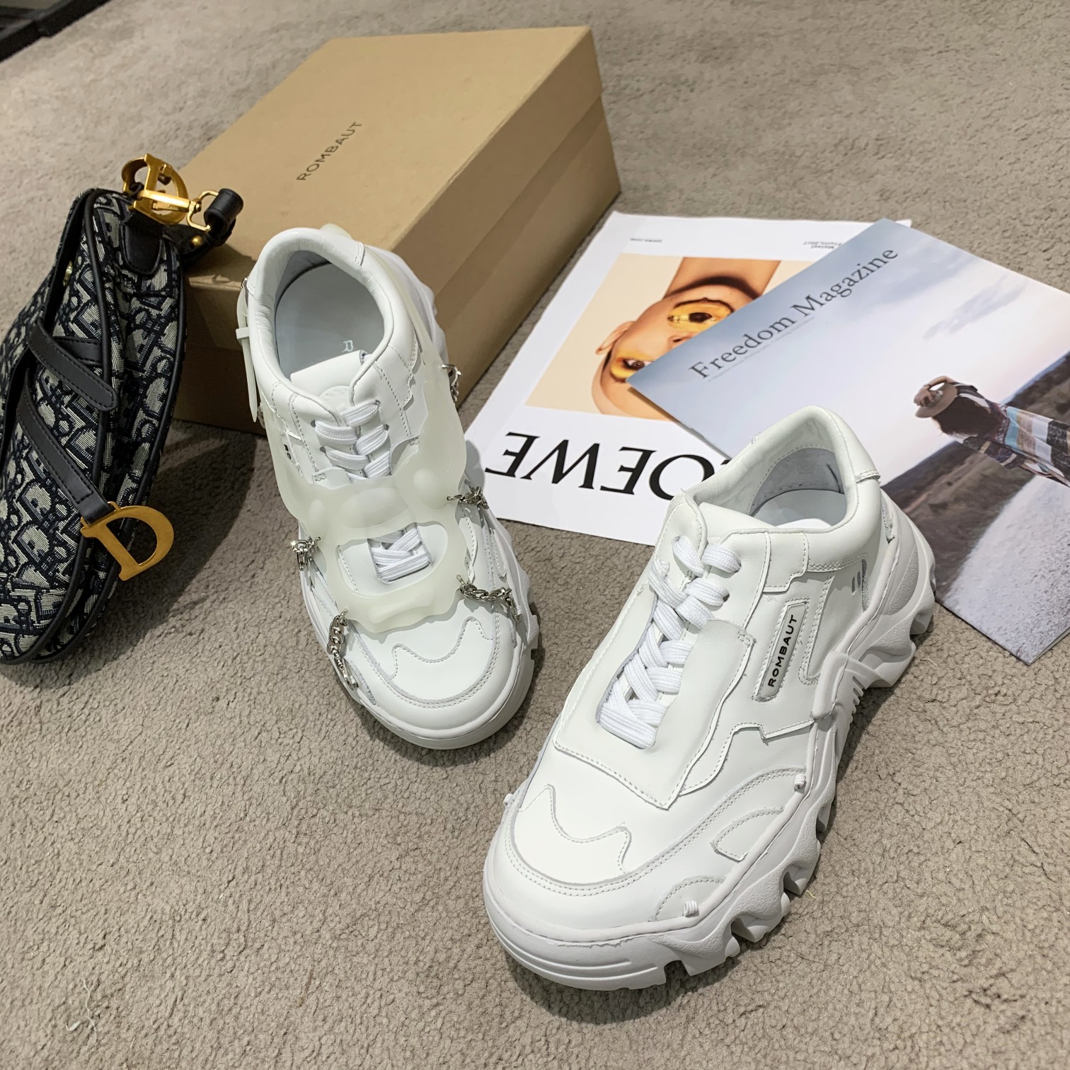 𝐑𝐨𝐫𝐧𝐧𝐢𝐢 ｜2020FW new sneakers upper with silk cowhide upper Sheepskin lining