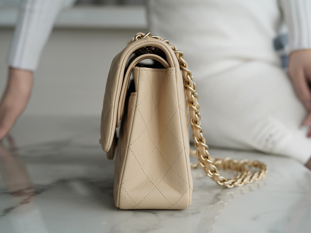 𝐂𝐇𝐀𝐍𝐄𝐋 Classic Flap Italy 🇮🇹 The 𝗚𝗥