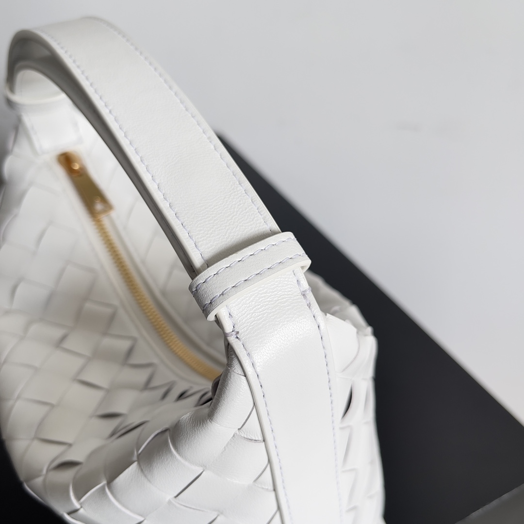 Bottega Veneta BV Bento Bag White #80847