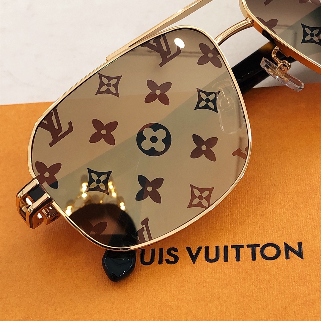 LOUIS VUITTON✨✨✨MODEL：Z1232