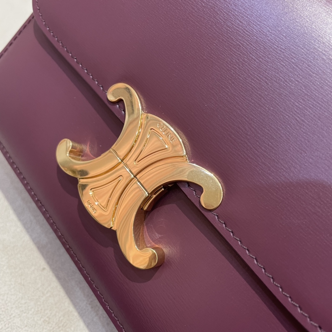 𝐂𝐞𝐥𝐢𝐧𝐞 Triomphe teen 18.5cm