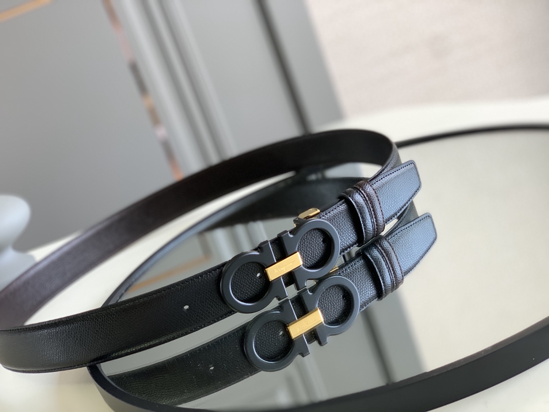 FERRAGAMO with original Gancio hardware