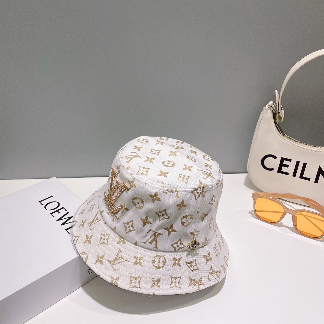 LouisVuitton 😍New LV Bucket Hat