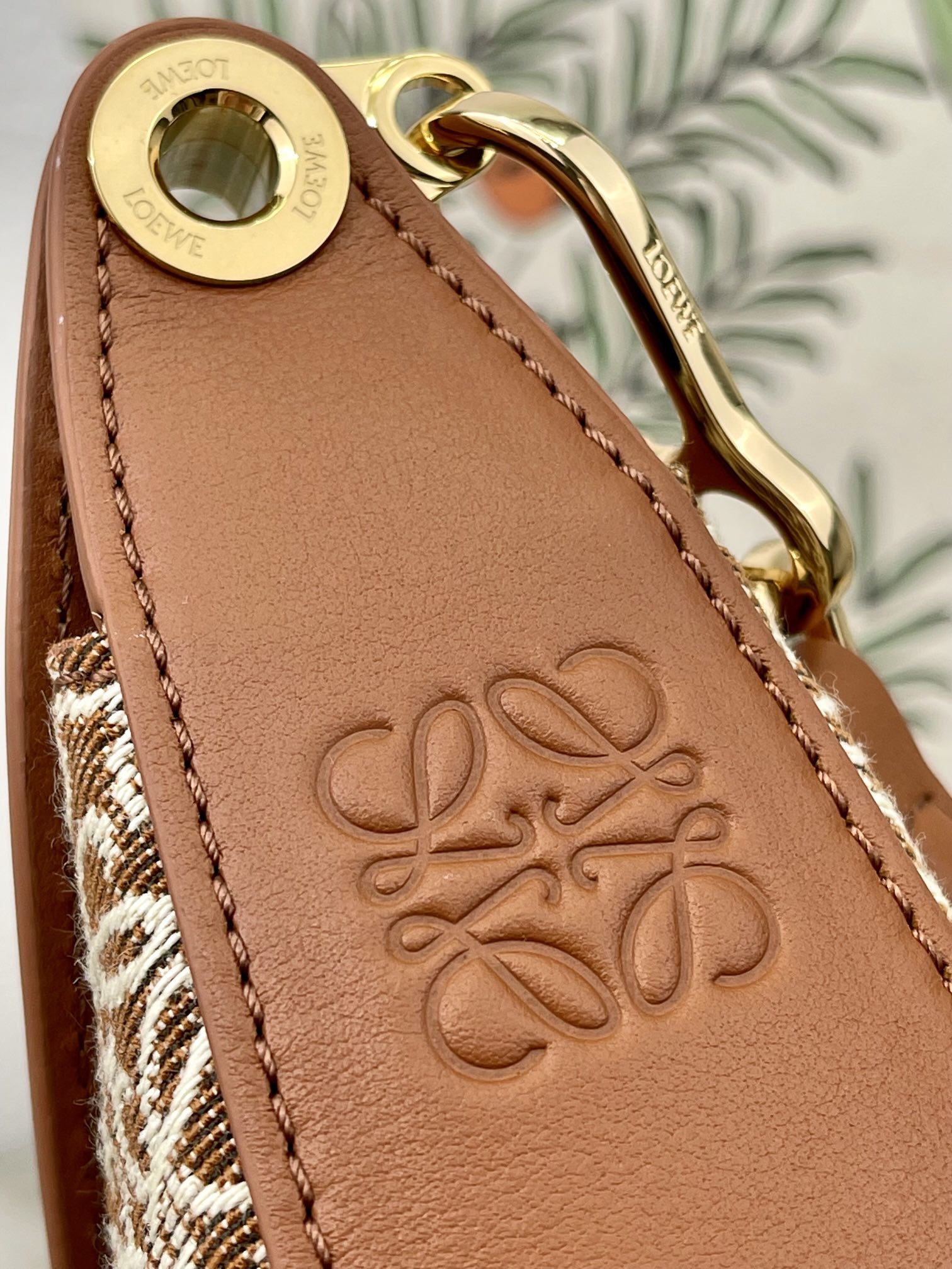 LOEWE Luna moon bag#1093