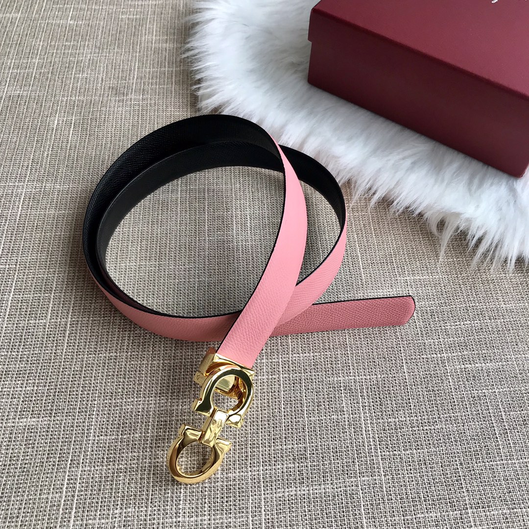 FERRAGAMO boutique buckle head, first layer of cowhide